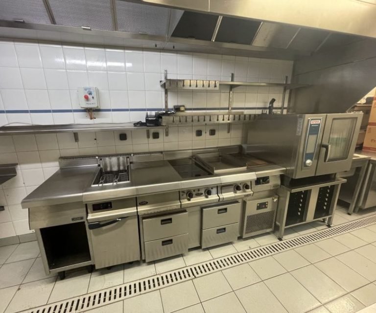 Remplacement d'une cuisine de restaurant